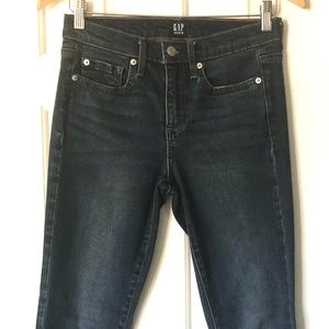 GAP MID RISE TRUE SKINNY JEANS